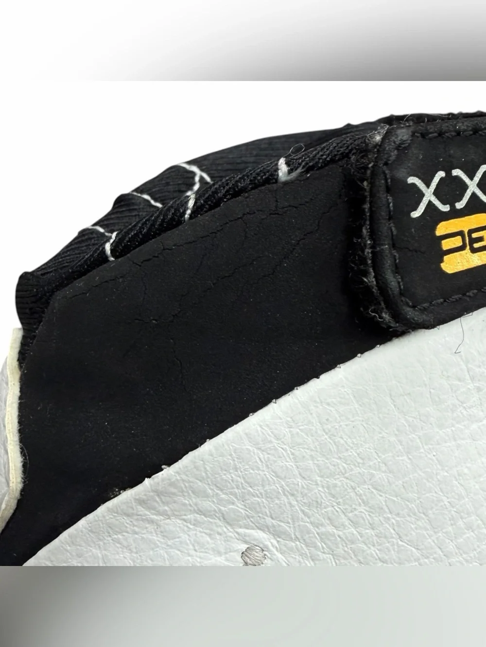 Vintage Air Jordan 21 PE Taxi White Black 2006 Sneakers Size 7C